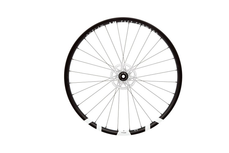 FastForward Outlaw AM 27.5" vorn 15x110 Boost & hinten XD Freilauf 12x142 Centerlock + 6-Loch